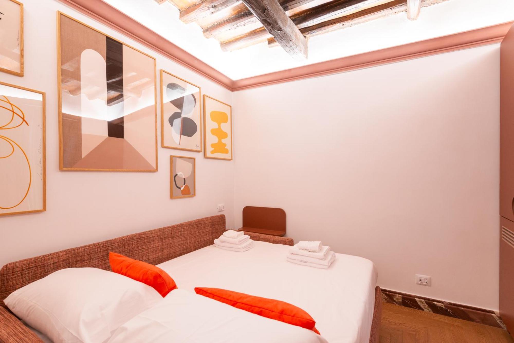 My Trevi Suite & Apartment Рим Екстер'єр фото