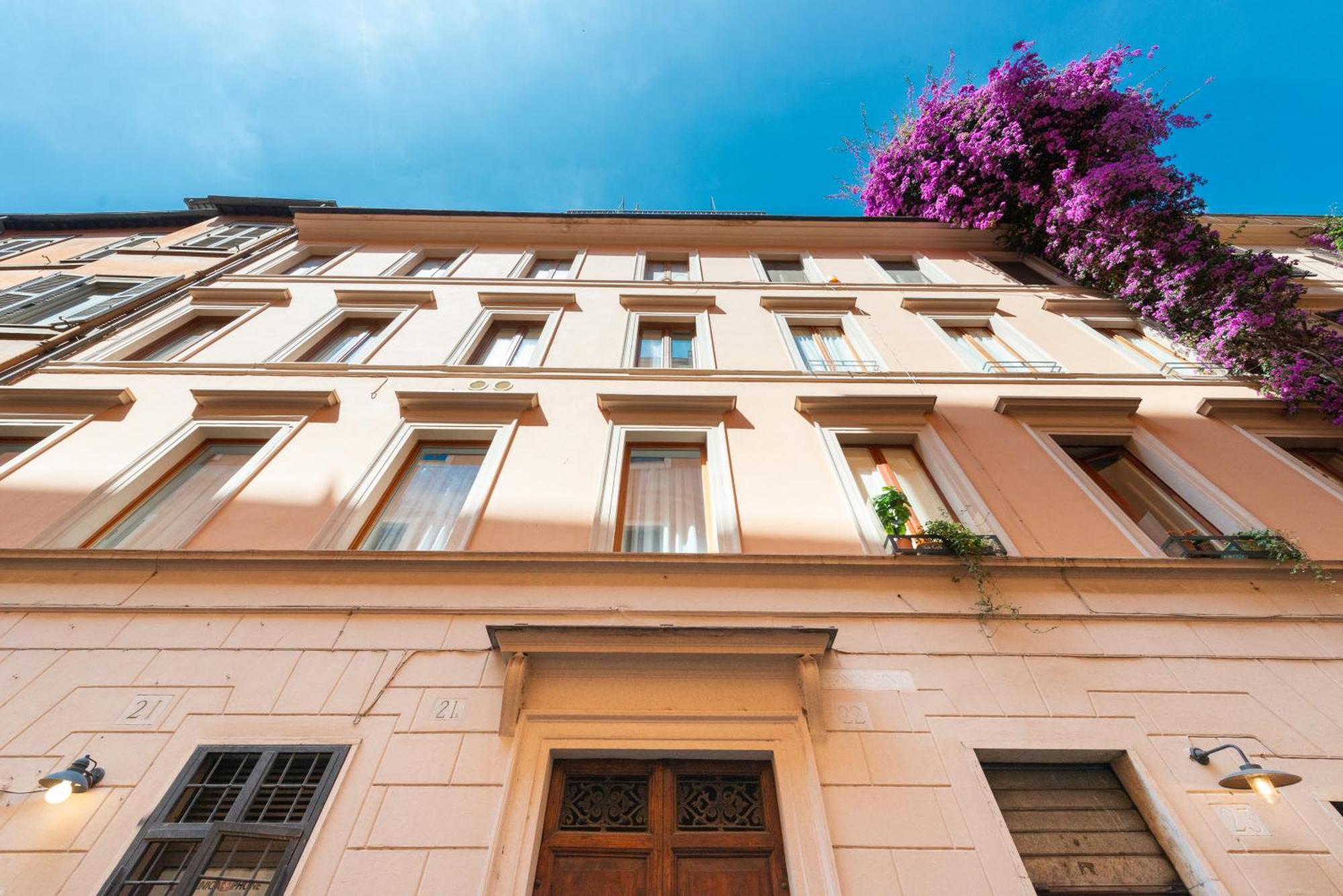 My Trevi Suite & Apartment Рим Екстер'єр фото